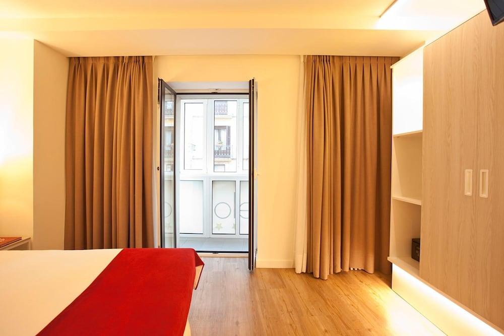 Hotel Pompaelo Urban Spa Pampelune Extérieur photo